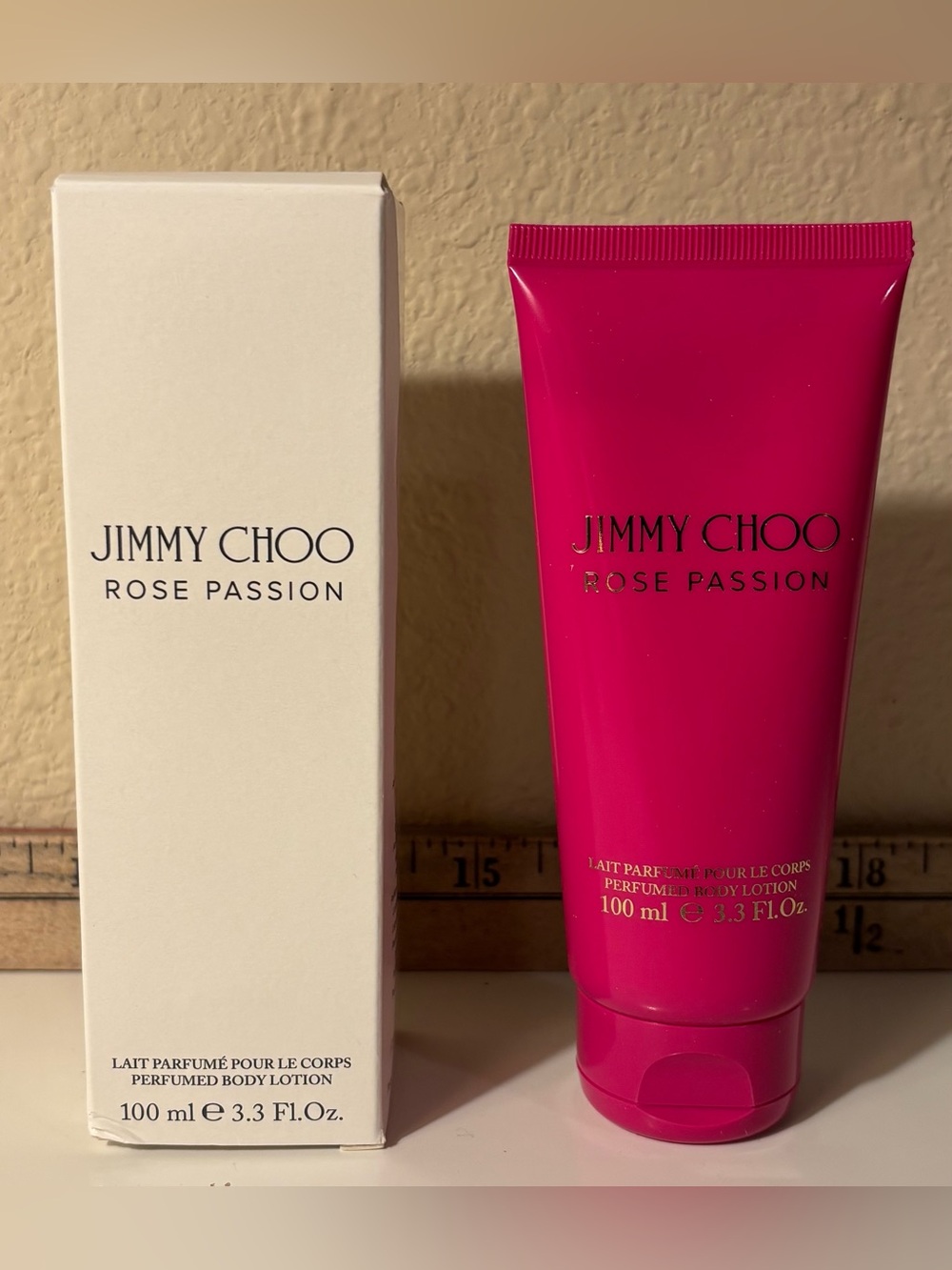 Jimmy Choo Rose Passion
Perfumed Body Lotion 3.3 oz
(100 MI)